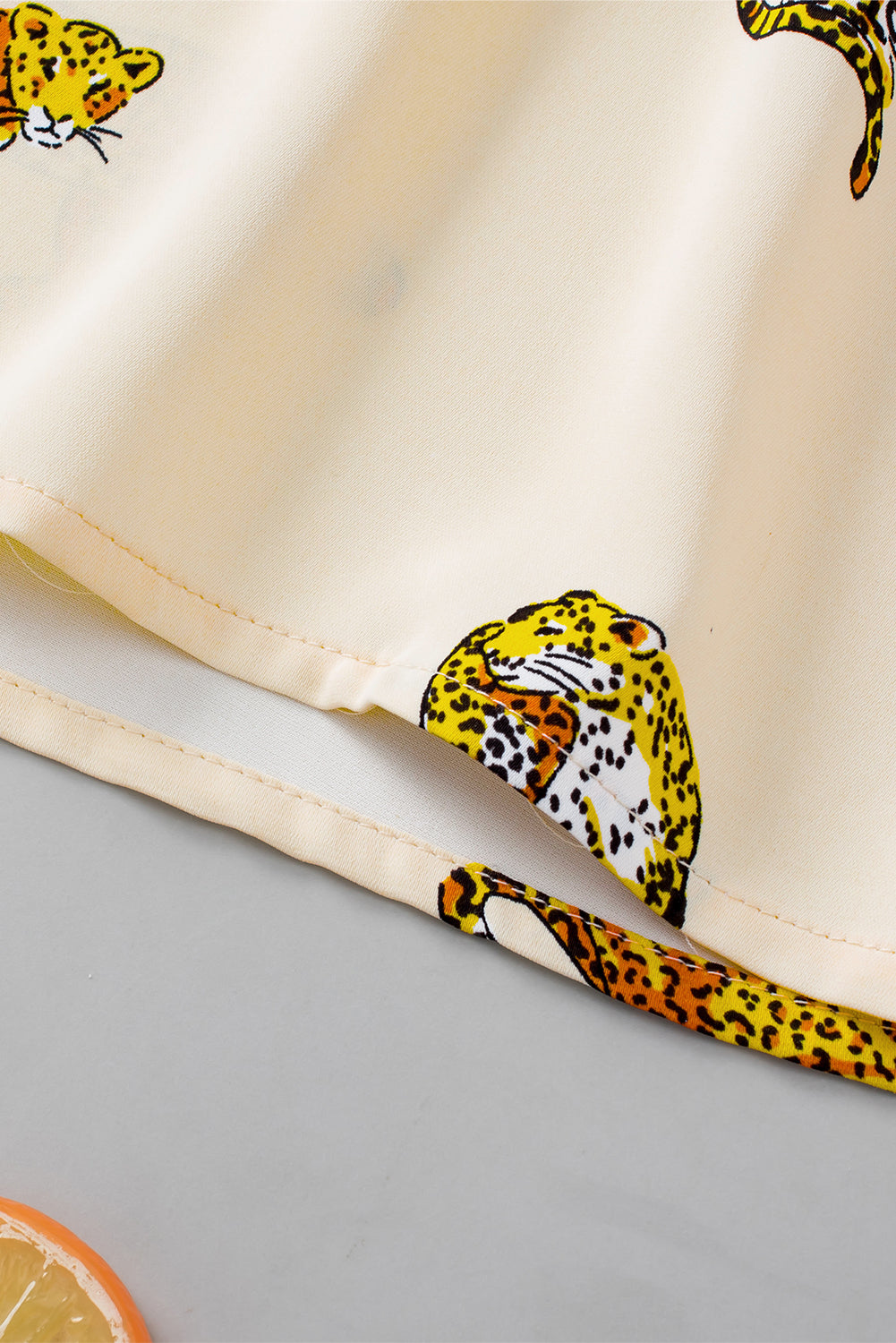 Beige Plus Size Cheetah Print Short Puff Sleeve Blouse